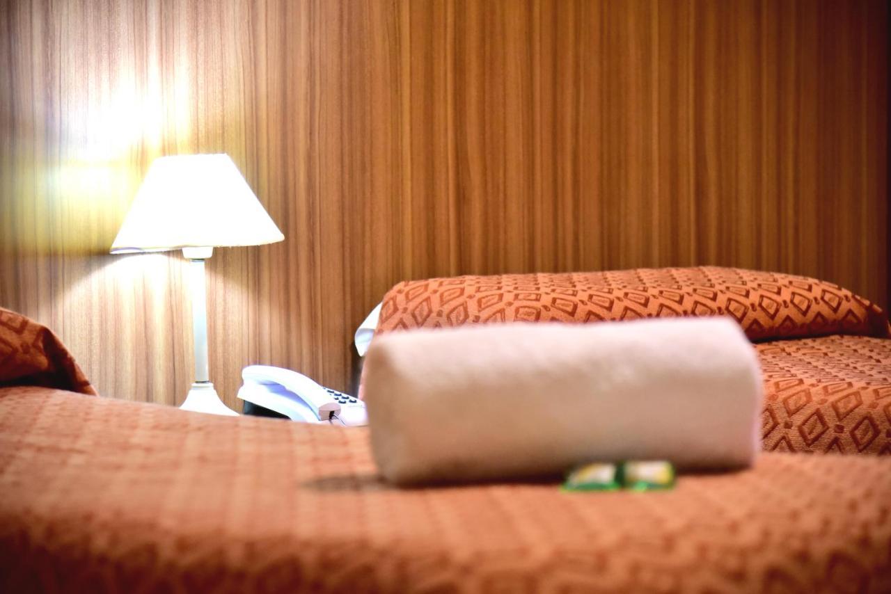 Hotel Confianza Кориентес Екстериор снимка